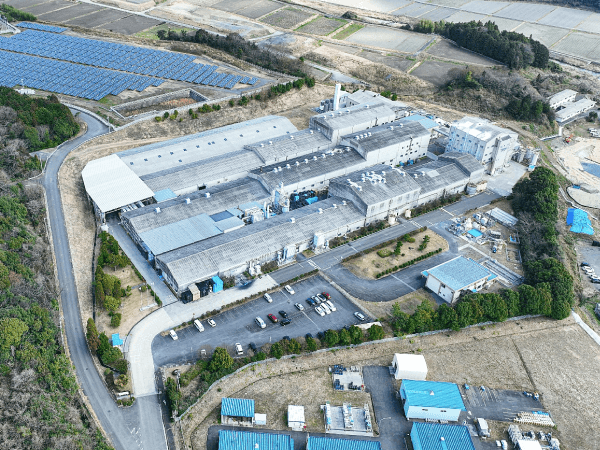 北勢工場大規模太陽光発電施設全景